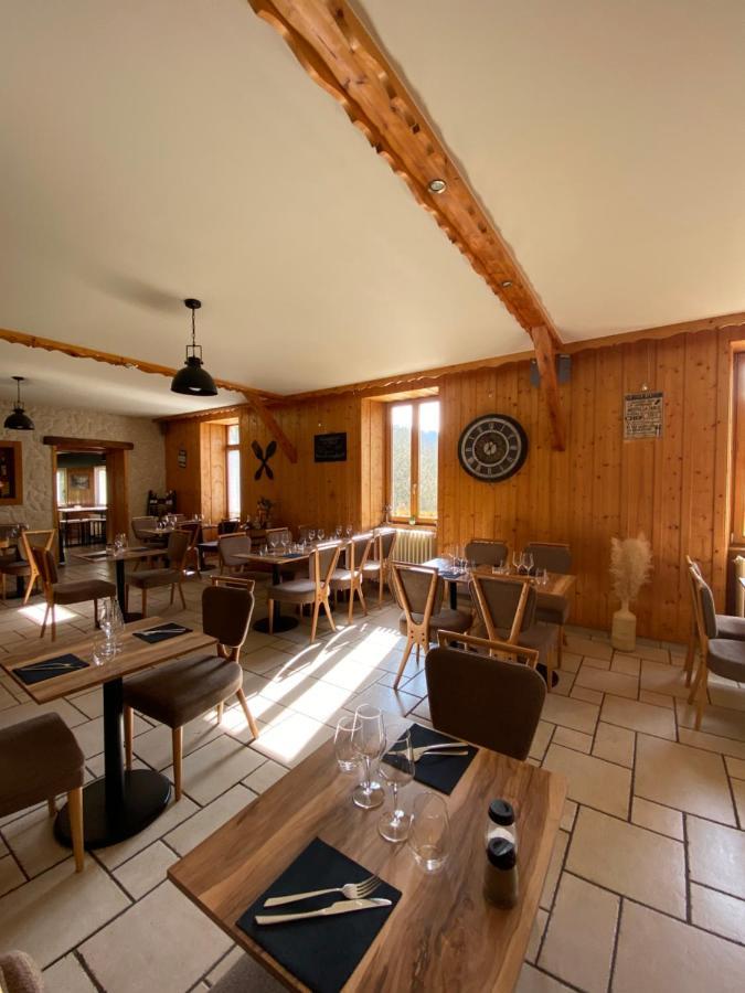 Hotel Restaurant Des Lacs Chaux-des-Crotenay 外观 照片