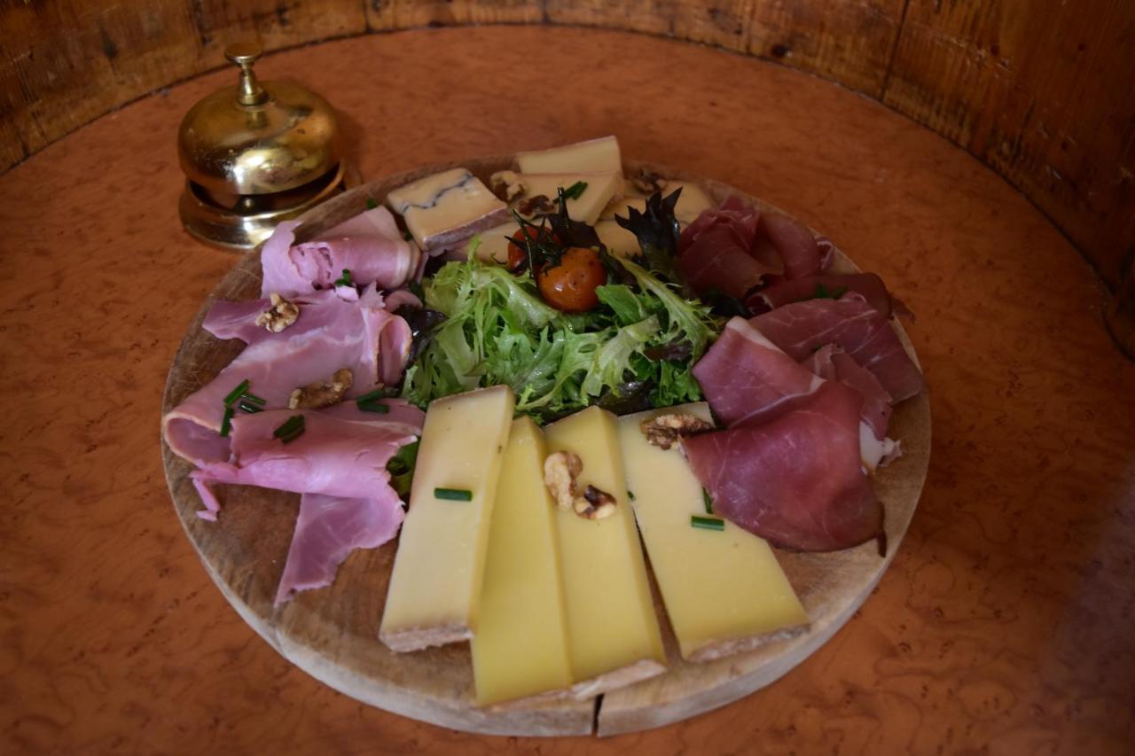 Hotel Restaurant Des Lacs Chaux-des-Crotenay 外观 照片