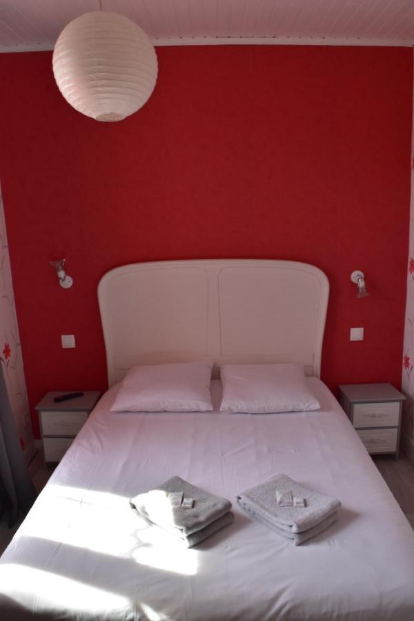 Hotel Restaurant Des Lacs Chaux-des-Crotenay 外观 照片
